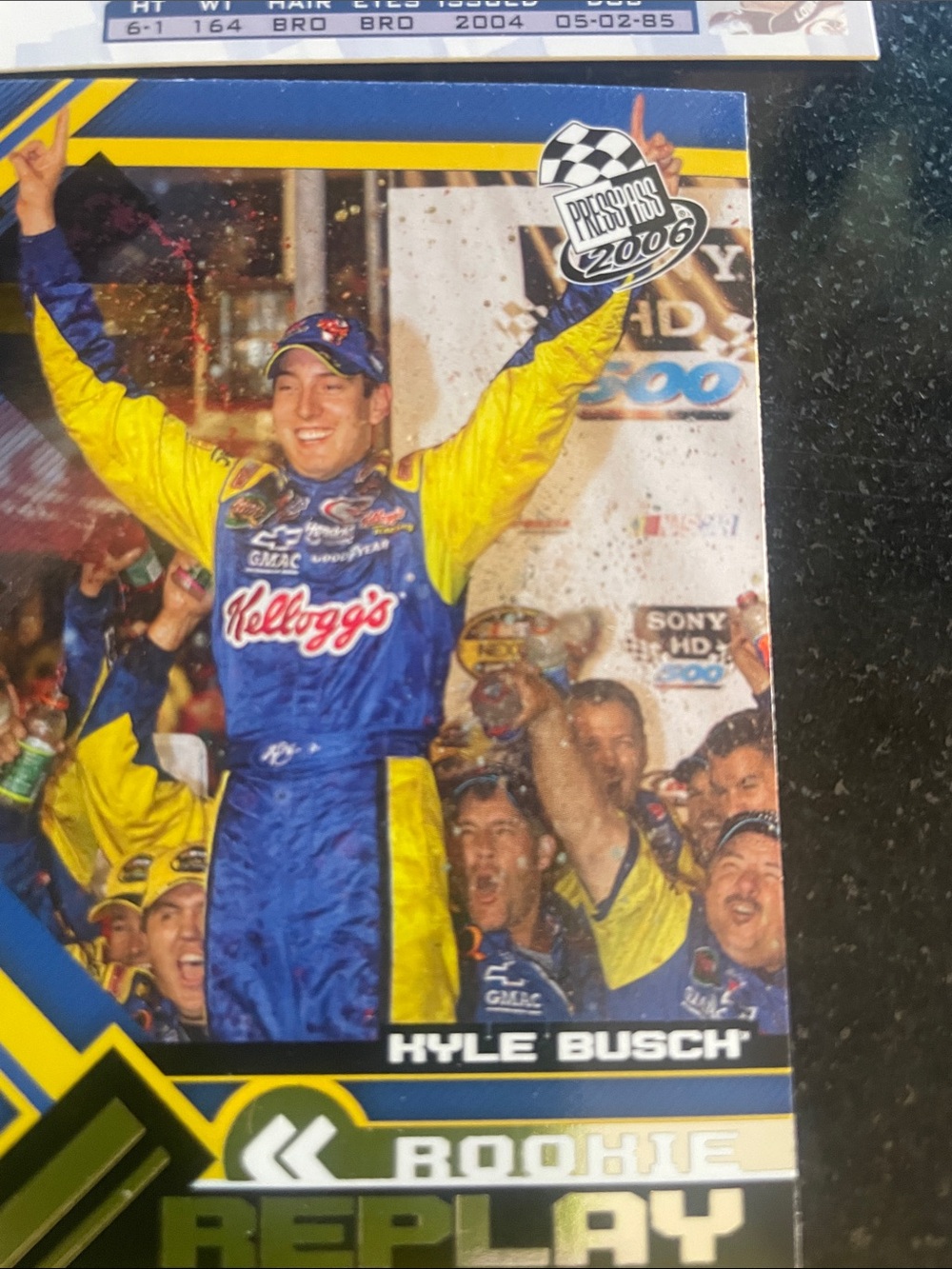 Kyle Busch 2005 Rookie Replay Racing Card - Blue & Yellow - Picture 2 of 4